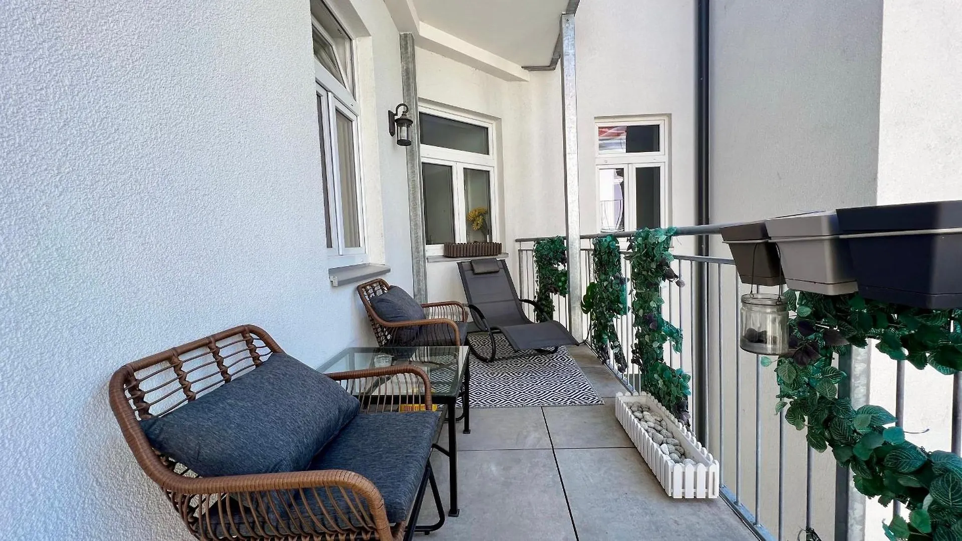 Appartement Cozy Retreat With Large Balcony Near Schoenbrunn Vienne